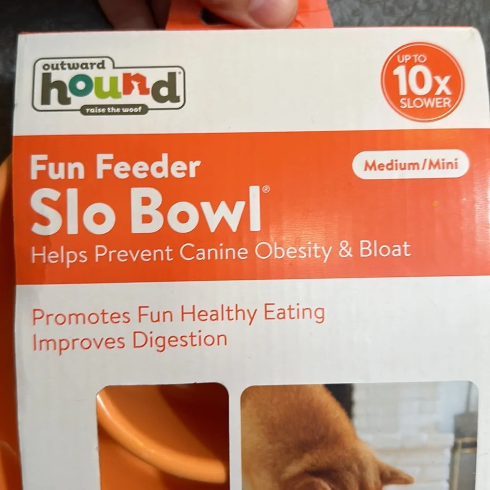 NWT Slow Feeder cool Orange color